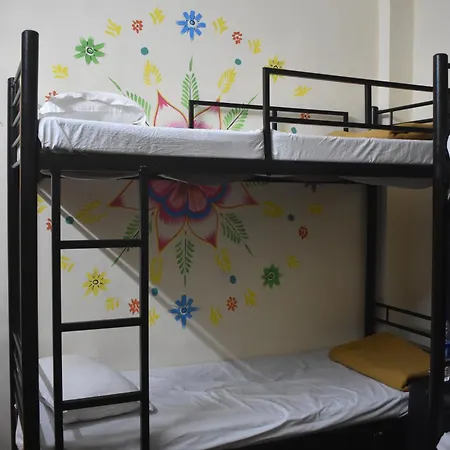 Solo Hostel