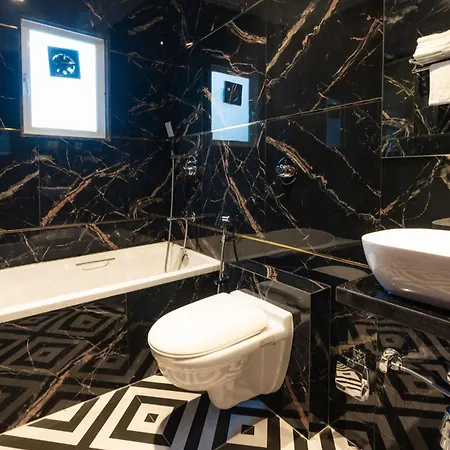 Treebo Express Hotel Mumbai