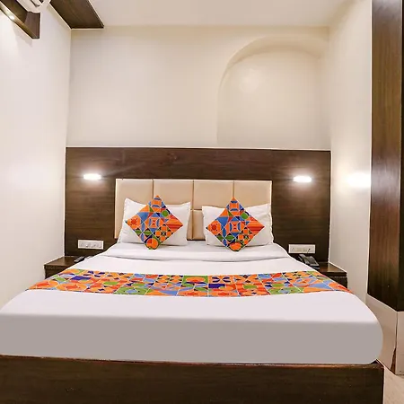 Hotel Via Abad Mumbai