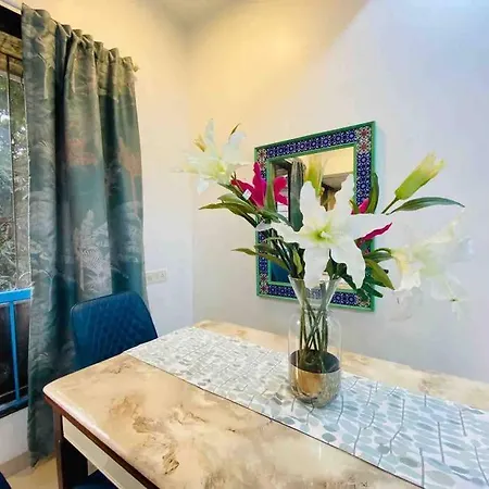 Apartment Mediterranean 2Bed Balcony Bandra Boojee Cafe By Connekthomes *