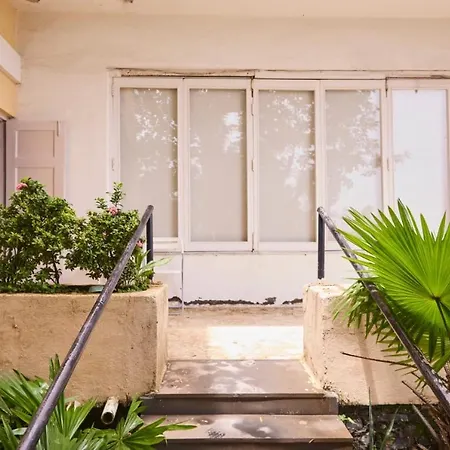 Rewa House Bungalow *