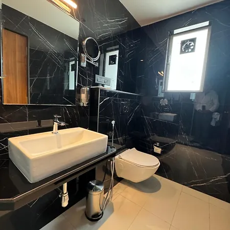 House, Valnai Malad Hotel Mumbai