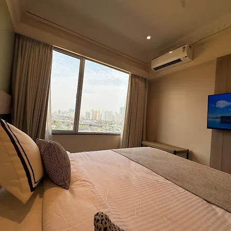 Hotel House, Valnai Malad Mumbai