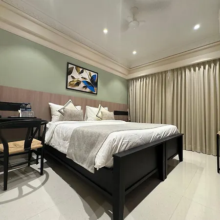 House, Valnai Malad 4*