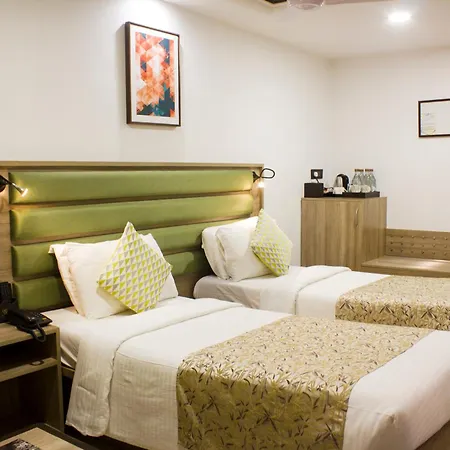 Hotel Regenta Place The Emerald Mumbai