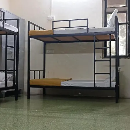 Kritika Accoommdates P G Hostel *