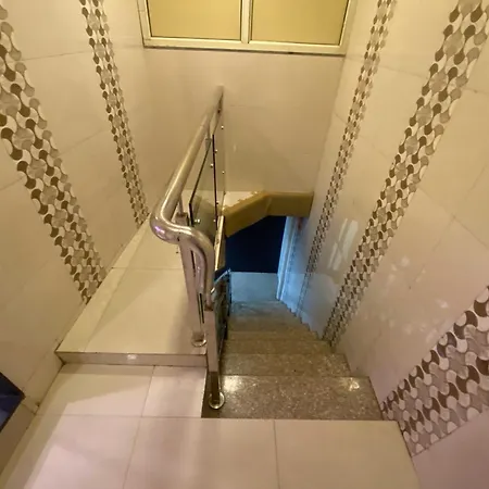Hotel Royal Grand - Near International Airport Mumbai