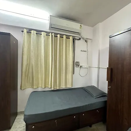 Zest - 72 Hostel Mumbai