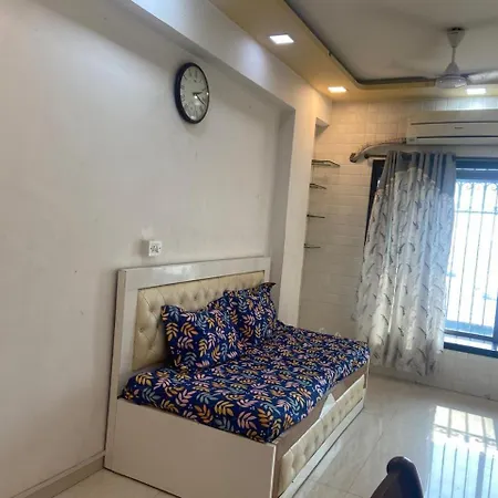 Versova Sea View Beautiful 1bhk Apartment. Apartment Mumbai