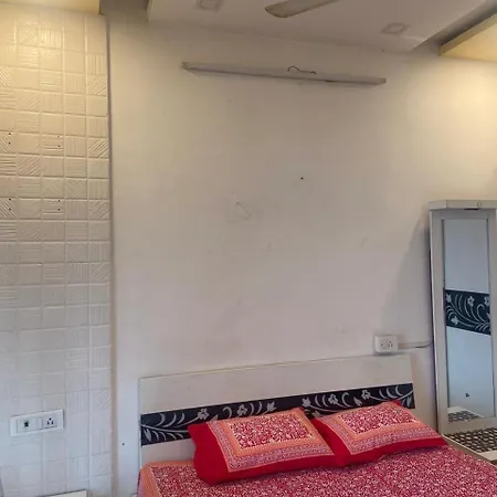 Versova Sea View Beautiful 1bhk Apartment. *