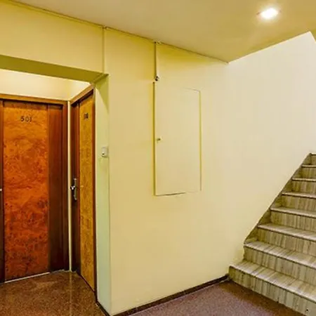 Hotel Via Jayshree 3*