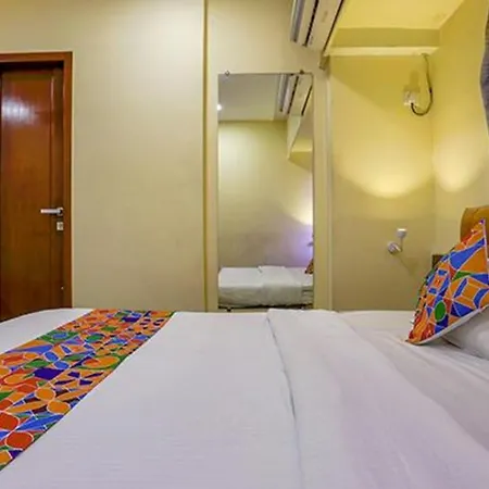 Via Jayshree Hotel