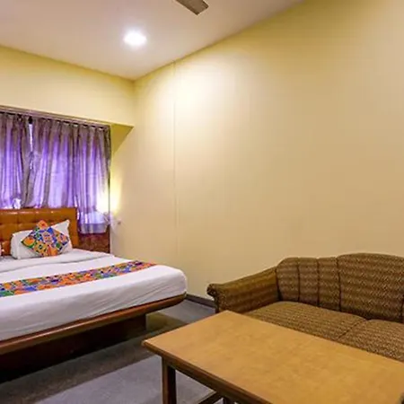 Hotel Via Jayshree 3*