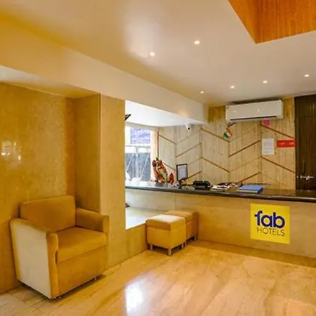 Via Jayshree Hotel