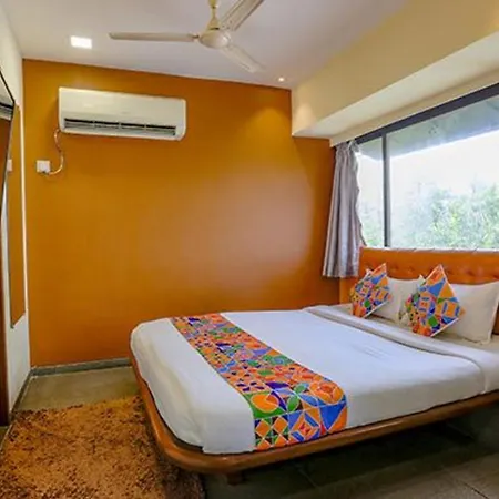 Hotel Via Jayshree
