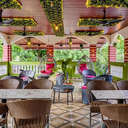Collection O Palm Springs Hotel 3*