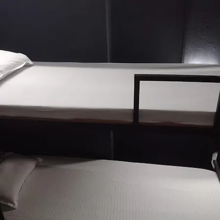 Bapuji Paying Guest Hotel Mumbai