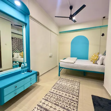 Locomo Hostel Express - Stay Work Eat Hostel