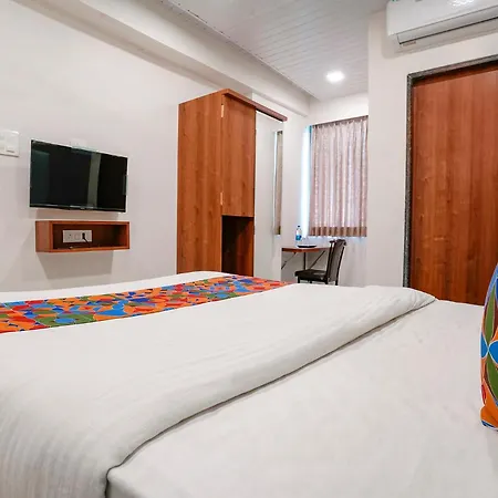 Fabhotel The Mint Mumbai