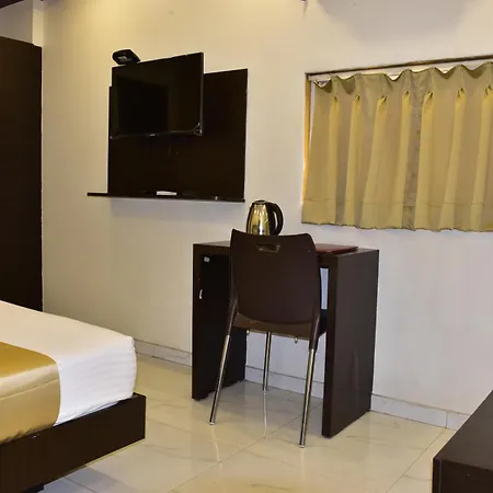 Hotel Bkc Palace - Near Us Consulate, Bandra Kurla Complex హోటల్ బి కే సి ప్యాలెస్ ఇన్ 2*