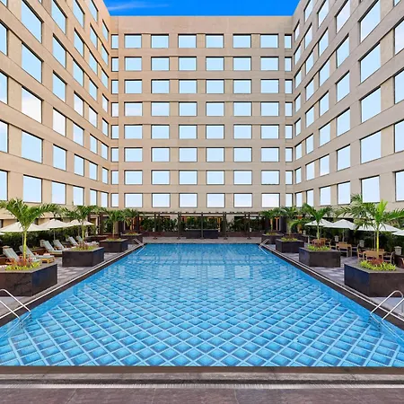 Aurika, International Airport - Luxury By Lemon Tree Hotel 5*