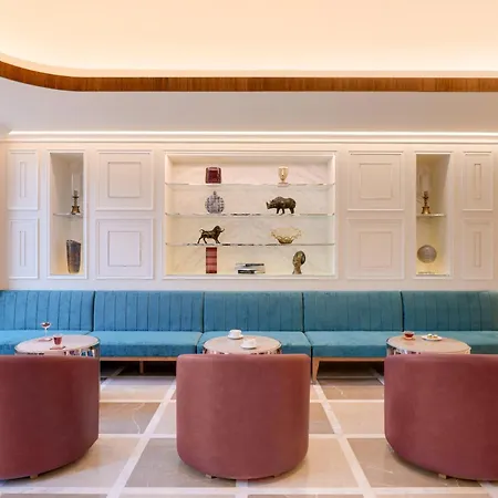 Hotel Aurika, International Airport - Luxury By Lemon Tree 5*