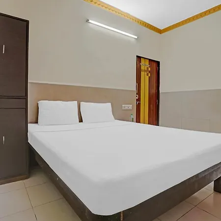 Hotel Spot On 81122 Alfa