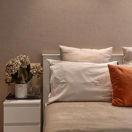Regent Entire One Bedroom - Hiranandani Gardens, Powai * Mumbai