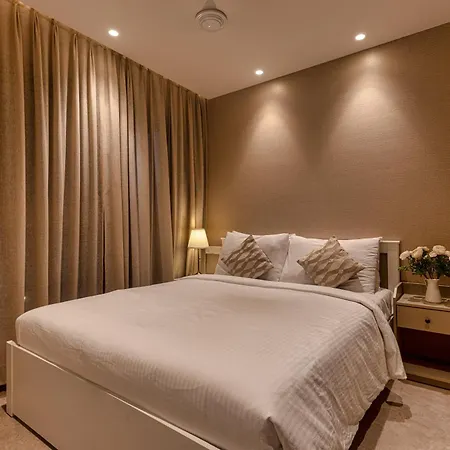 Regent Entire One Bedroom - Hiranandani Gardens, Powai