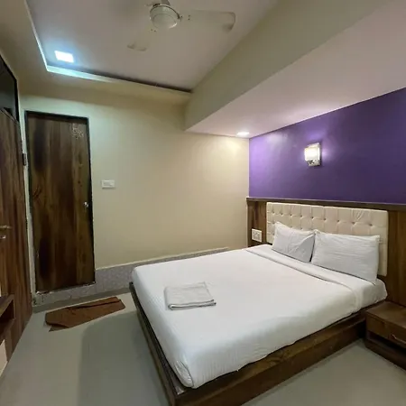 Golden Park 3* Mumbai