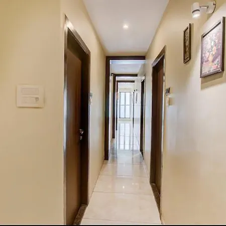 Hotel Emerald Near T2 International Airport 3*