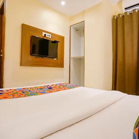 Hotel Via Wynd 3*