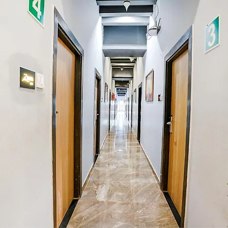 Fabhotel Zara Grand