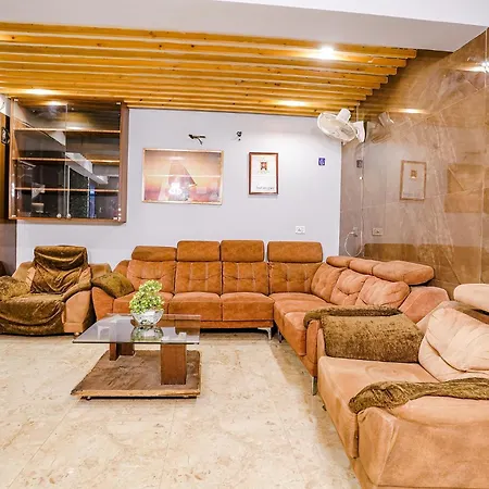 Hotel Fabhotel Zara Grand 3*