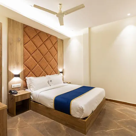 O Near International Airport Hotel Mumbai