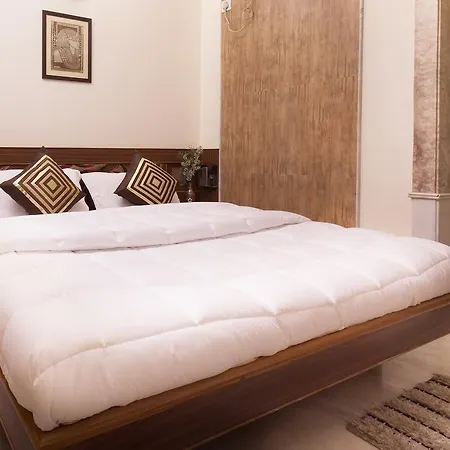 Bed & Breakfast Oyo Town Mumbai