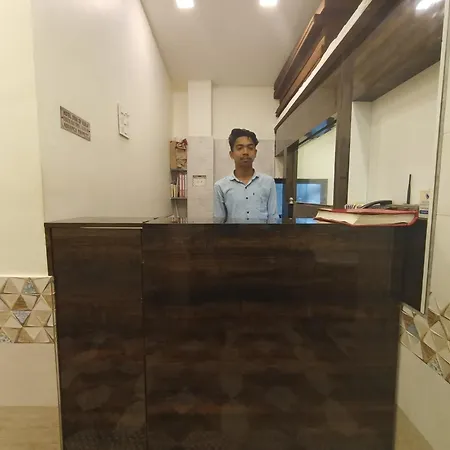 Guest house Star Of Kurla - Nearest From Kurla - Near Bkc *