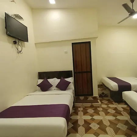 Guest house Star Of Kurla - Nearest From Kurla - Near Bkc