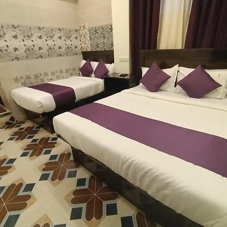 Guest house Star Of Kurla - Nearest From Kurla - Near Bkc *