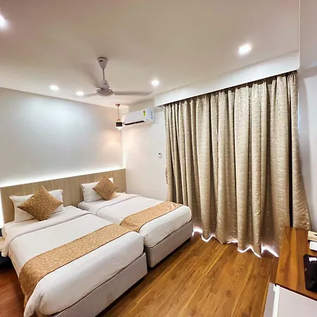 White House By Maxxvalue Service Bandra Mumbai