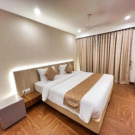 White House By Maxxvalue Service Bandra Mumbai
