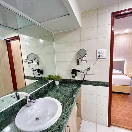 White House By Maxxvalue Service Bandra Mumbai