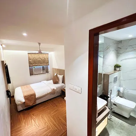 White House By Maxxvalue Service Bandra Apartment Mumbai