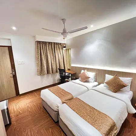 White House By Maxxvalue Service Bandra * Mumbai