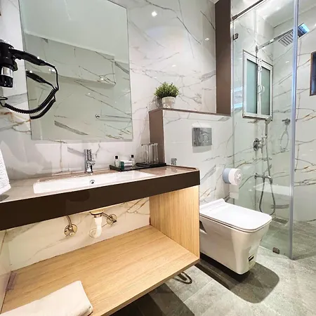 Apartment White House By Maxxvalue Service Bandra Mumbai