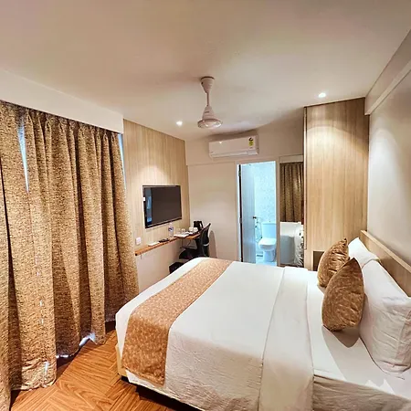 Apartment White House By Maxxvalue Service Bandra *