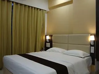 Oyo Juhu Beach 3*