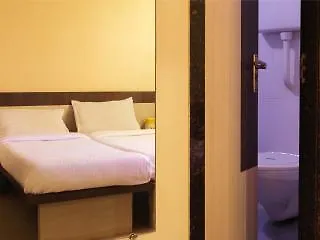 Oyo Town Bed & Breakfast 3*
