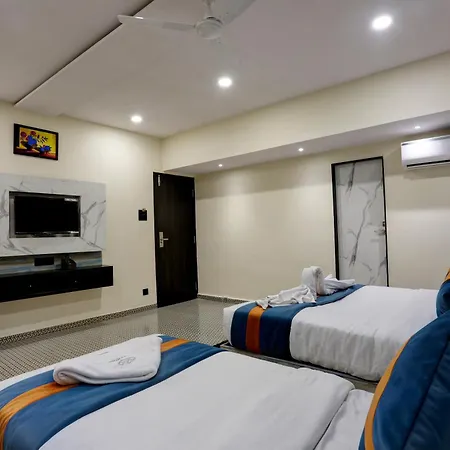 Hotel Diamond 3*