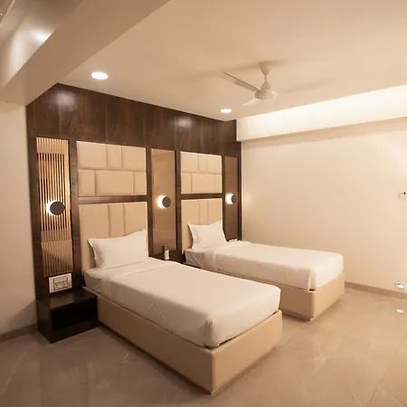 Naaz Executive Mumbai